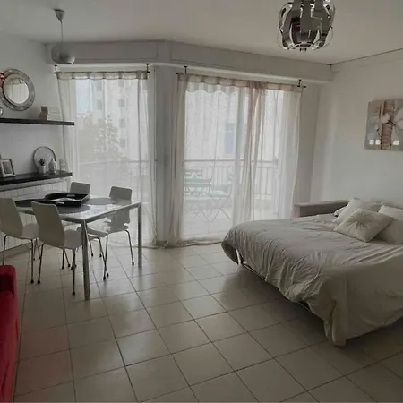 Apartment Bright - Sea View *